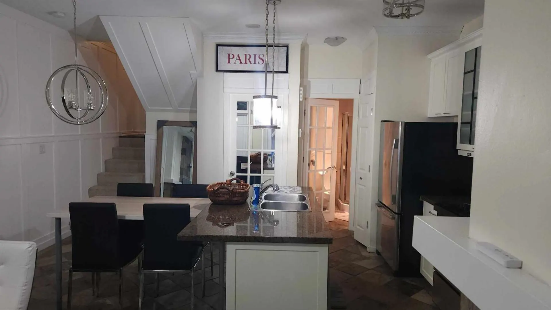 2 Bedroom Townhouse Ванкувер
