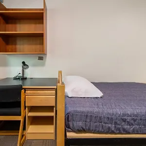  Hostal Pacific Spirit