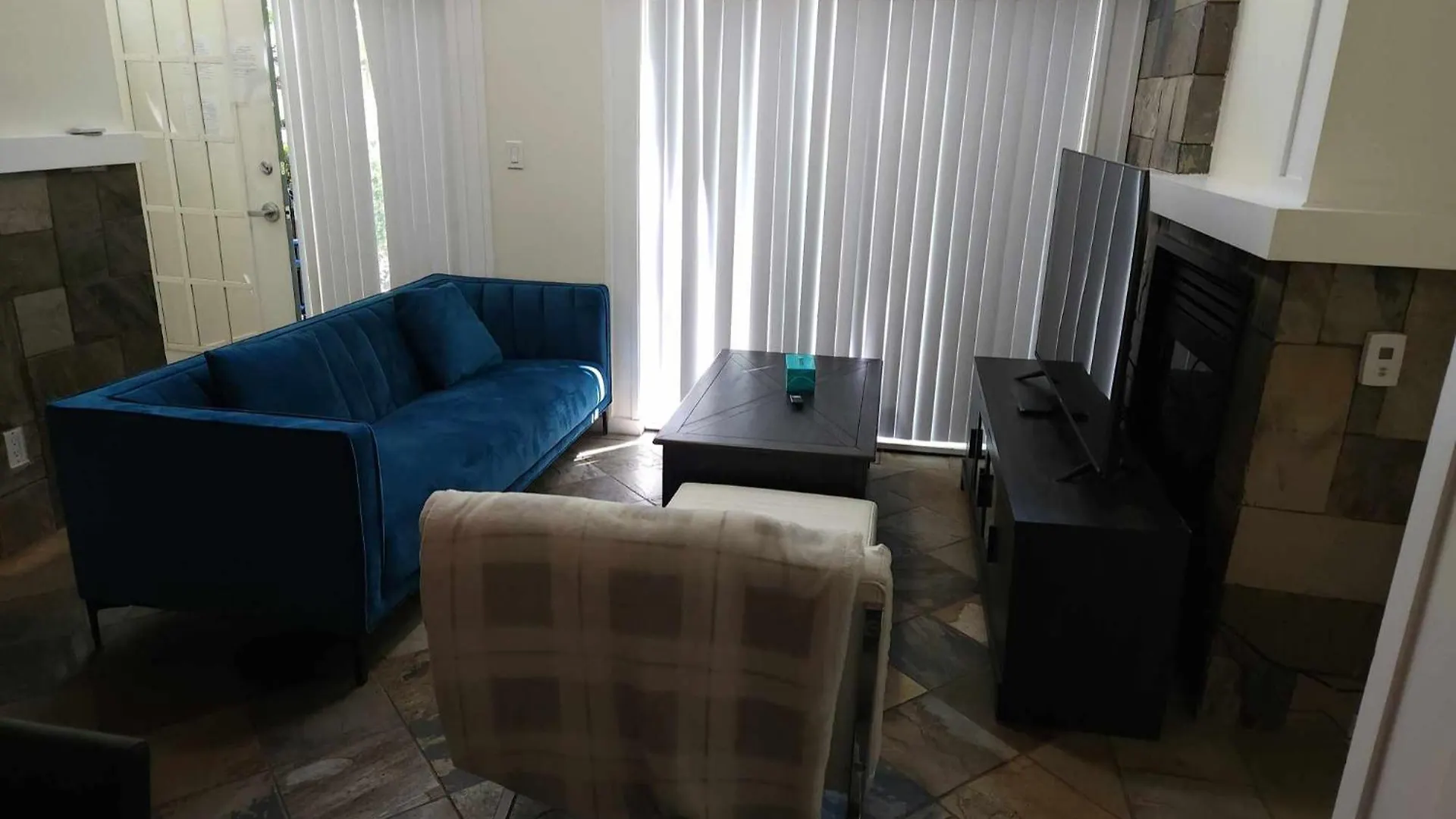 2 Bedroom Townhouse Vancouver